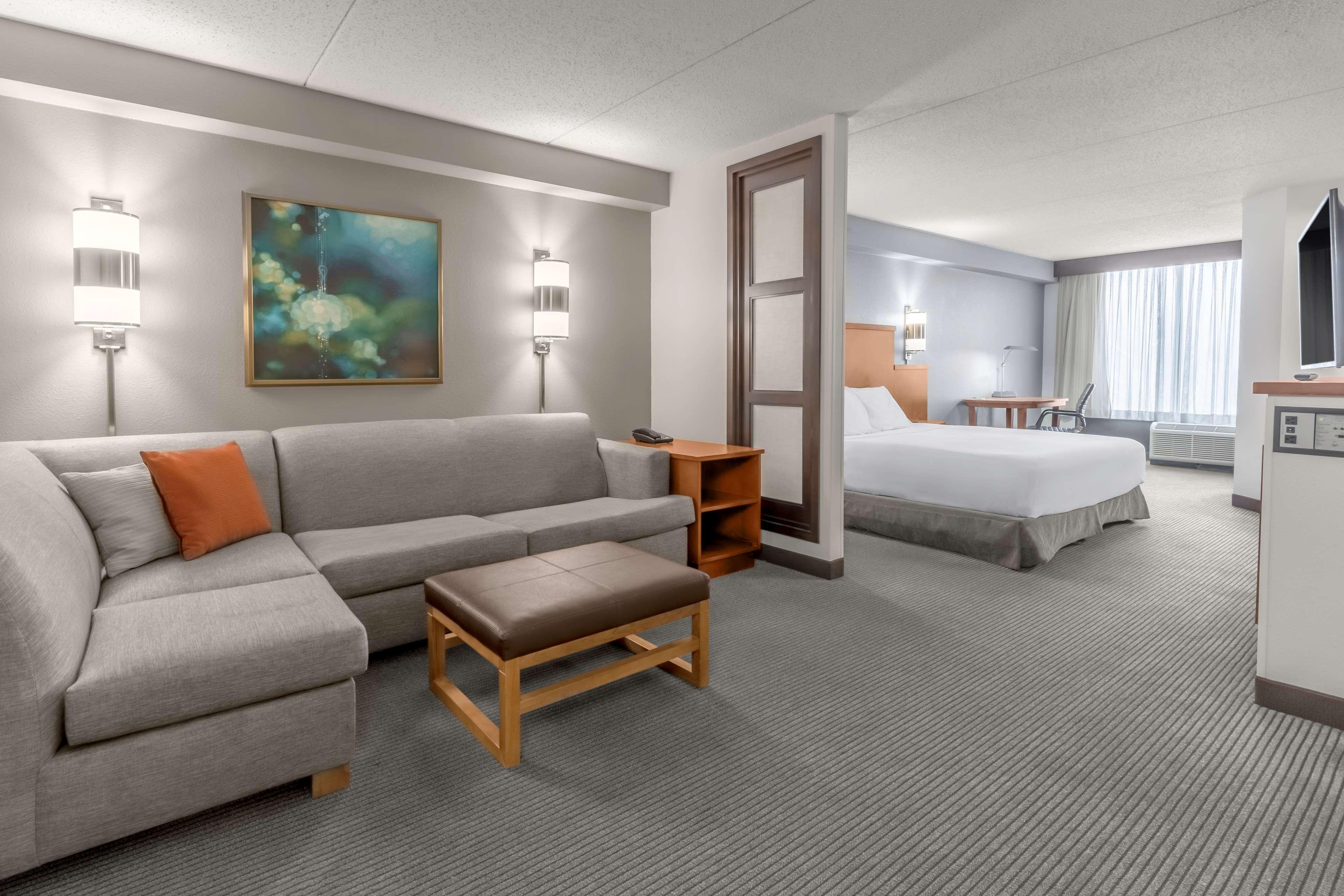Hyatt Place Charlotte Airport Billy Graham Parkway מראה חיצוני תמונה