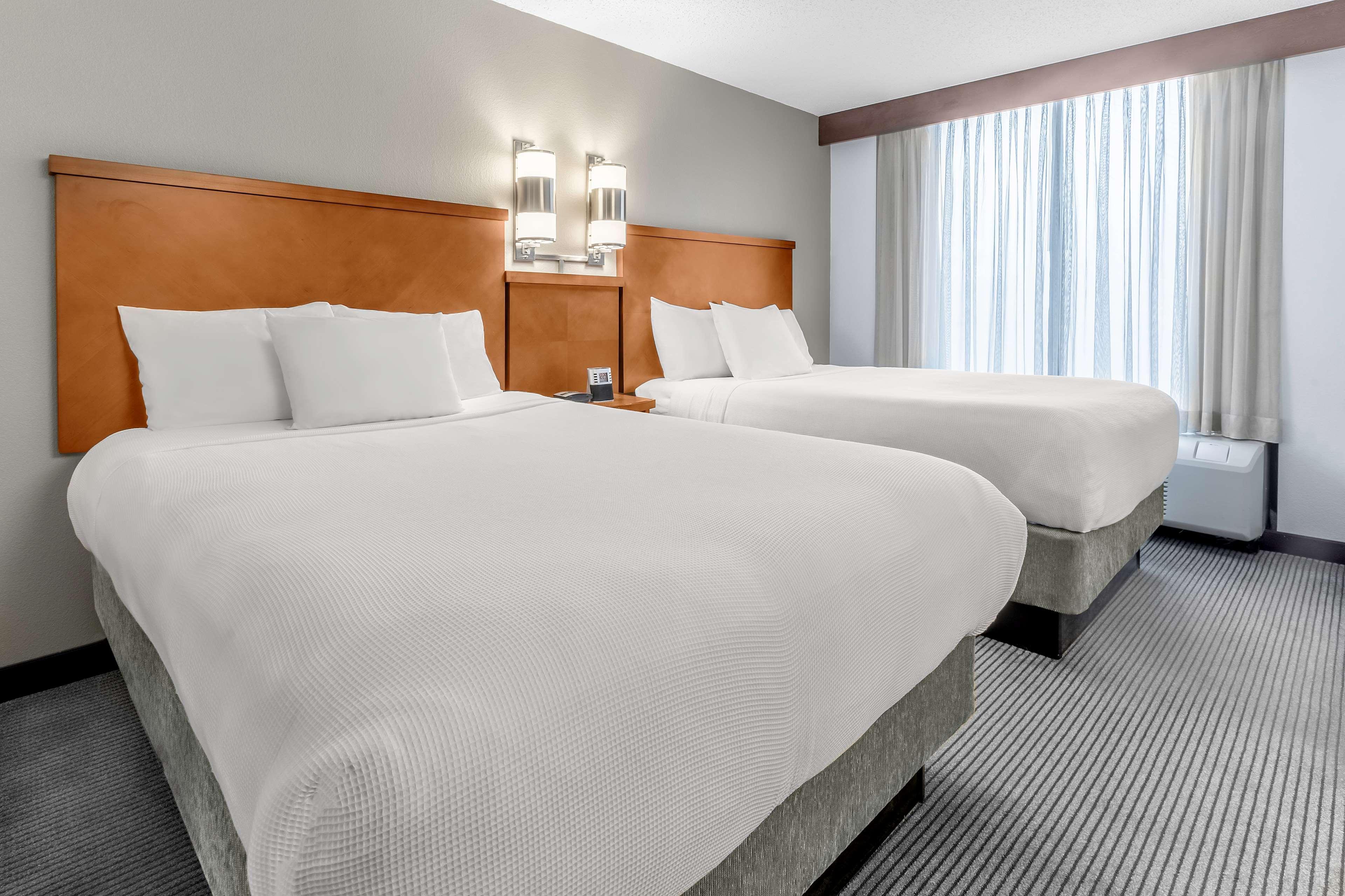 Hyatt Place Charlotte Airport Billy Graham Parkway מראה חיצוני תמונה