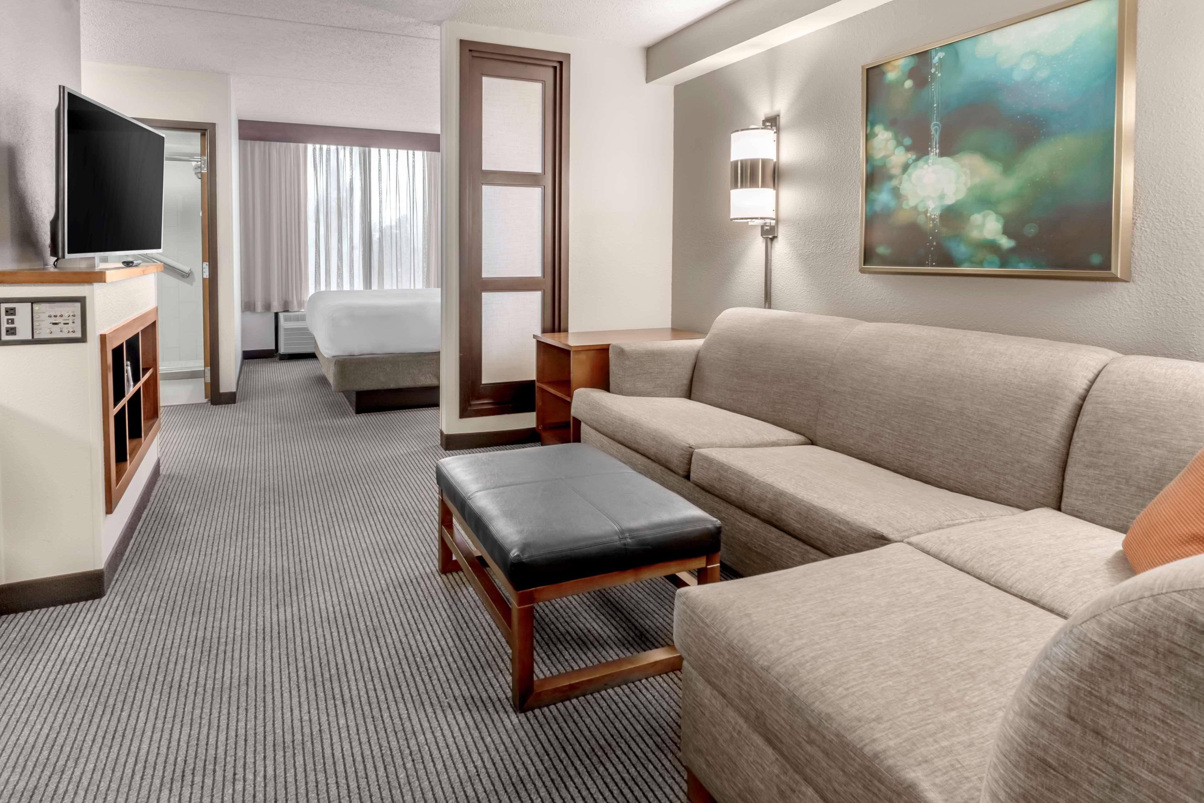 Hyatt Place Charlotte Airport Billy Graham Parkway מראה חיצוני תמונה