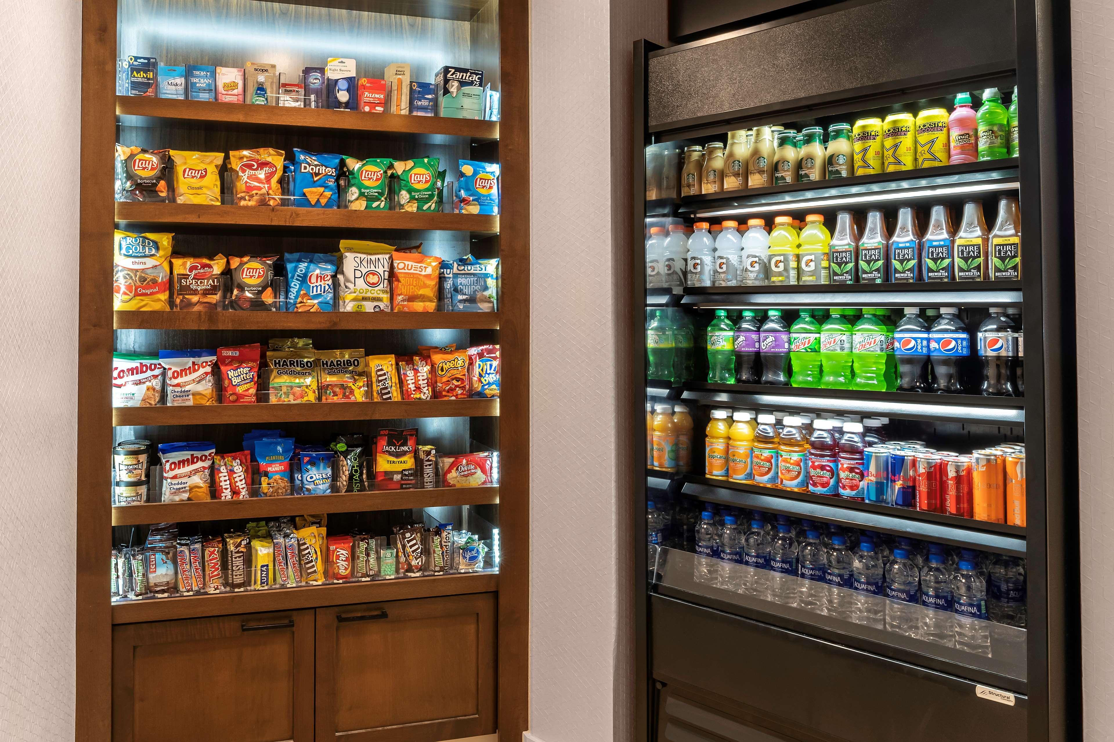 Hyatt Place Charlotte Airport Billy Graham Parkway מראה חיצוני תמונה
