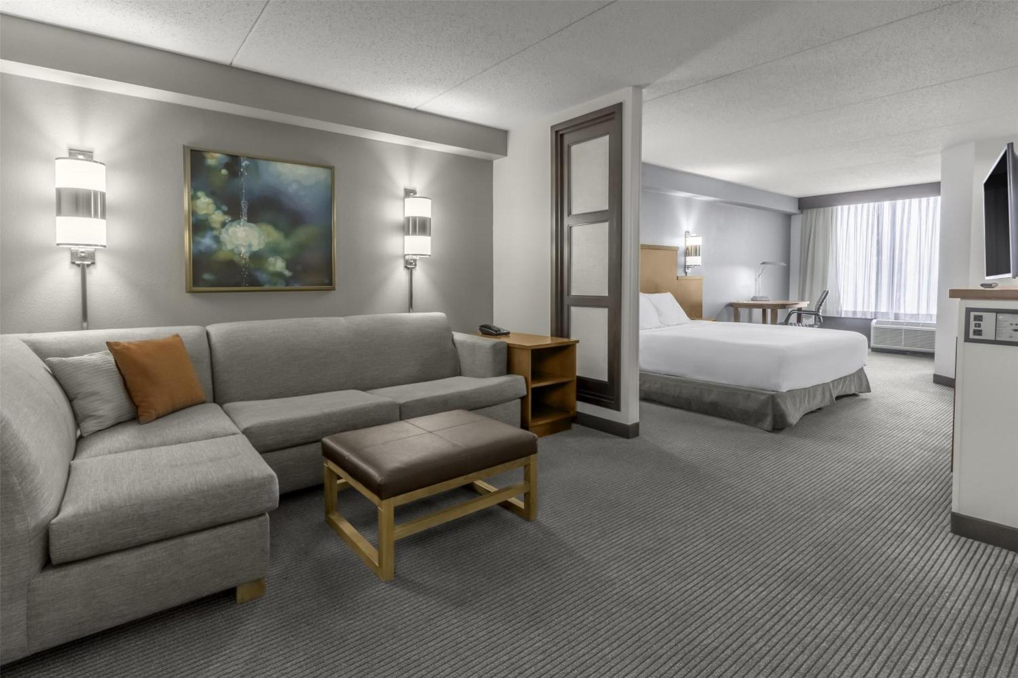 Hyatt Place Charlotte Airport Billy Graham Parkway מראה חיצוני תמונה