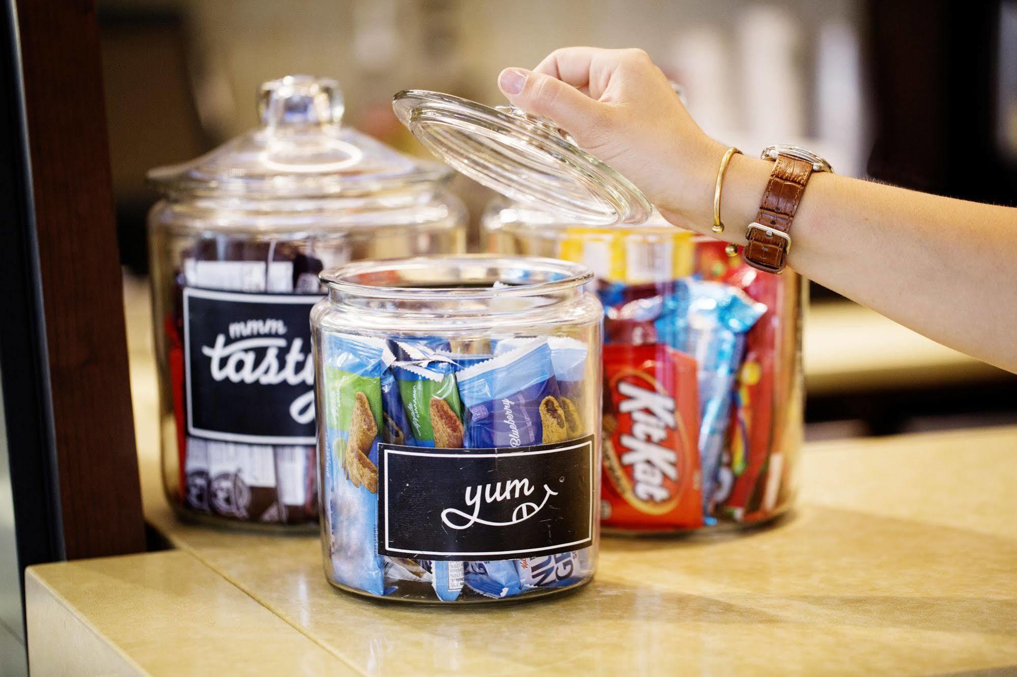 Hyatt Place Charlotte Airport Billy Graham Parkway מראה חיצוני תמונה