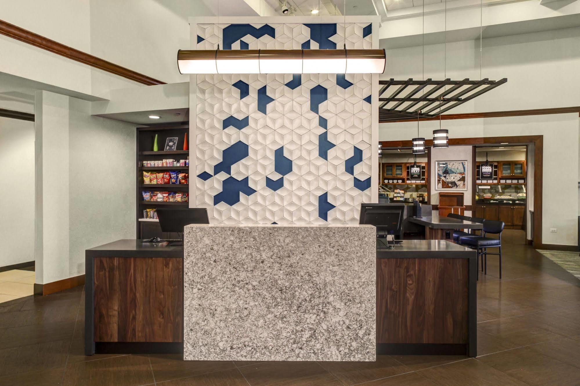 Hyatt Place Charlotte Airport Billy Graham Parkway מראה חיצוני תמונה